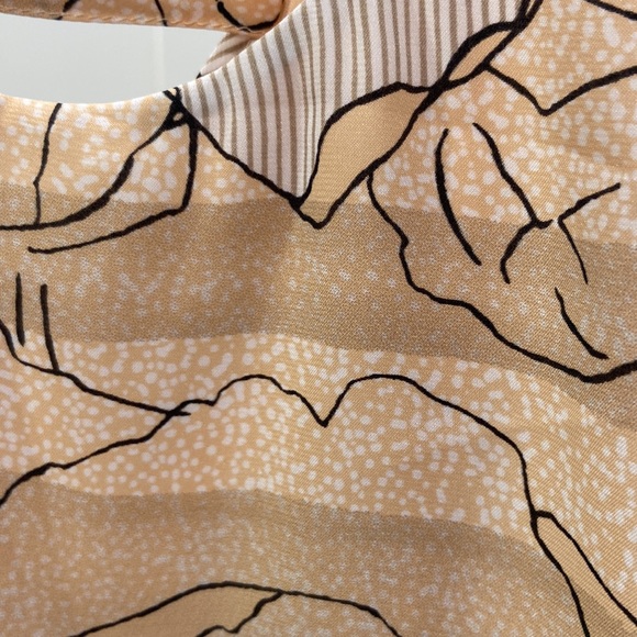 BCBG Generation Mini Dress, Size XS, (Like-NEW) - Picture 9 of 9